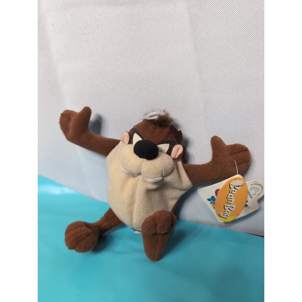 Vtg Tasmanian Devil (Taz) 6 In Mini Bean Plush Looney Tunes Applause w/Tag 1997